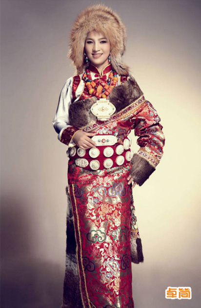 藏北地区藏族服饰定制