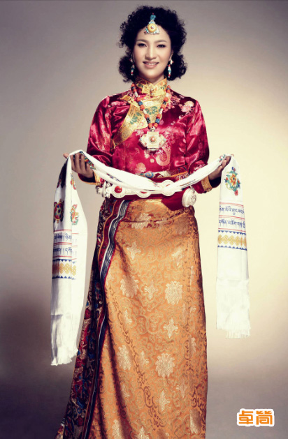 藏北地区藏族服饰定制
