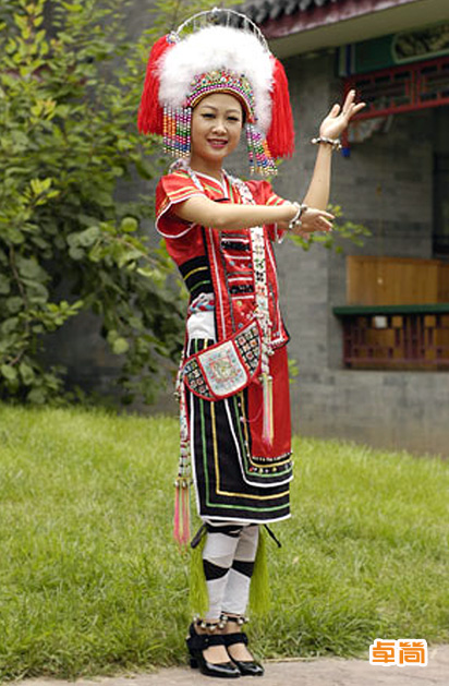 高山族服饰定制