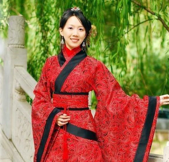 女式短曲裾汉服