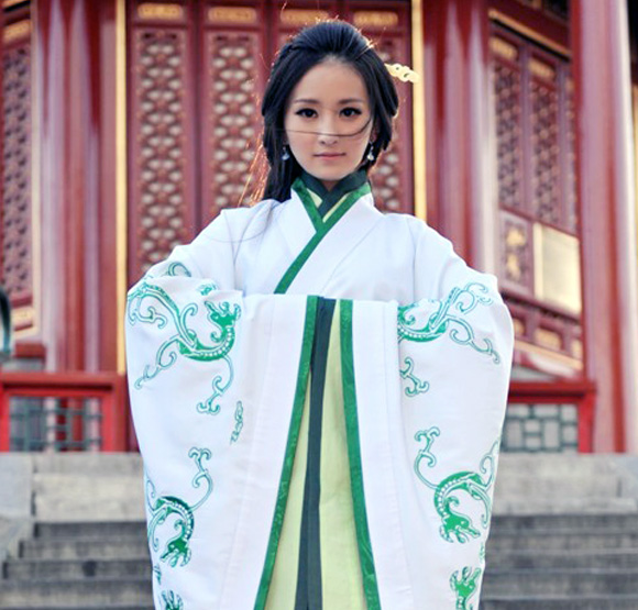 女式短曲裾汉服