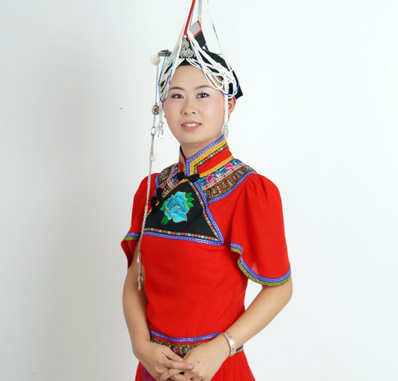 畲族服饰