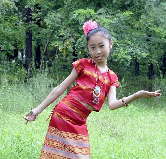 儿童傣族服饰