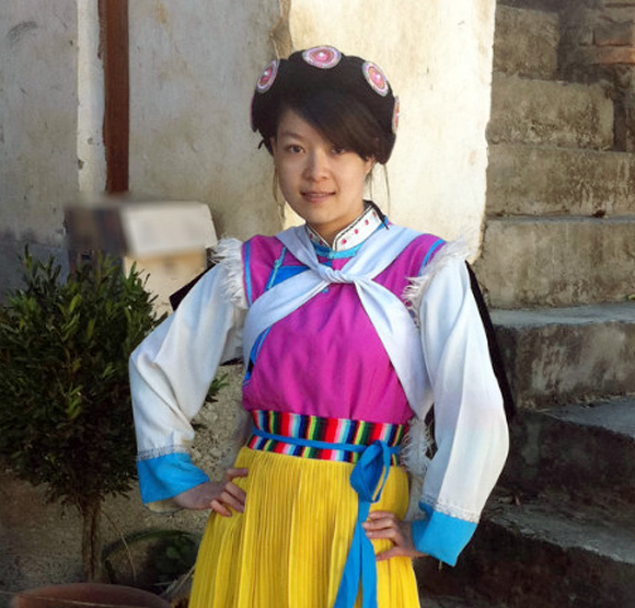 纳西族服饰