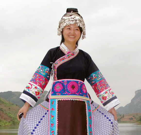 布依族服饰