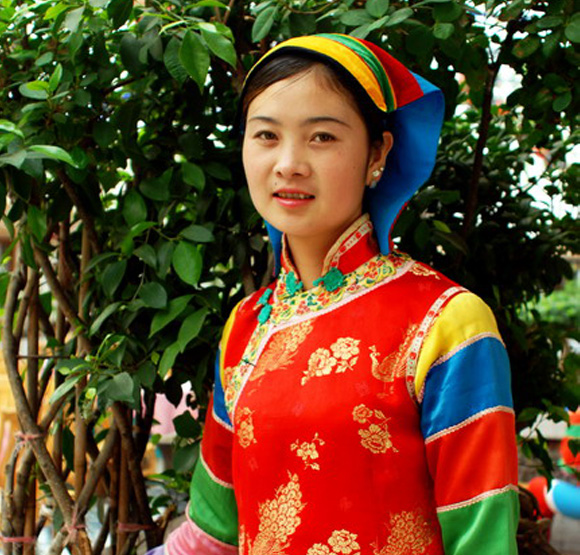 土族服饰