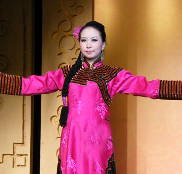 达斡尔族服饰