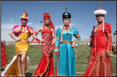独特的新疆蒙古族服饰