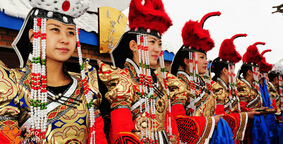蒙古族服饰与蒙古族腰带穿着习俗