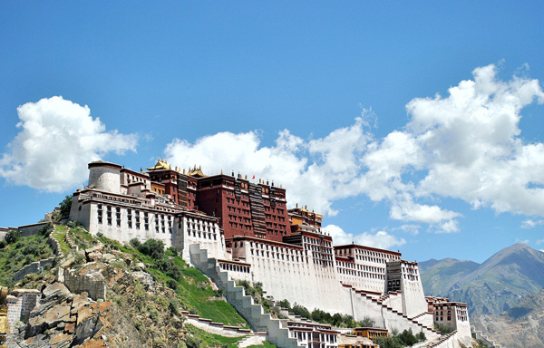 藏族节日众多的原因