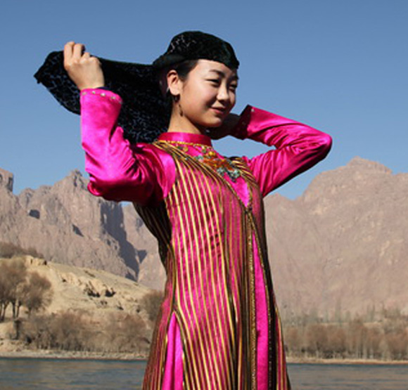 撒拉族服饰