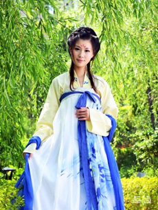 束胸襦裙?jié)h服定制