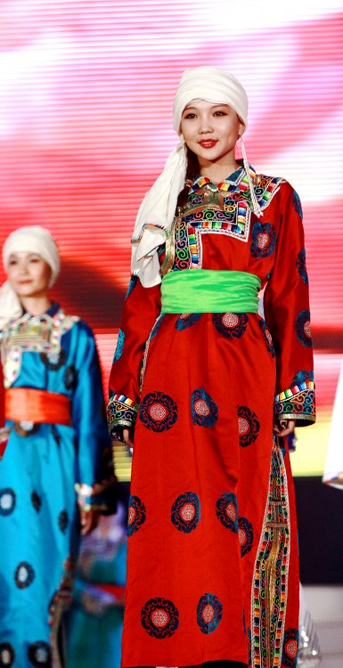 蒙古族女人
