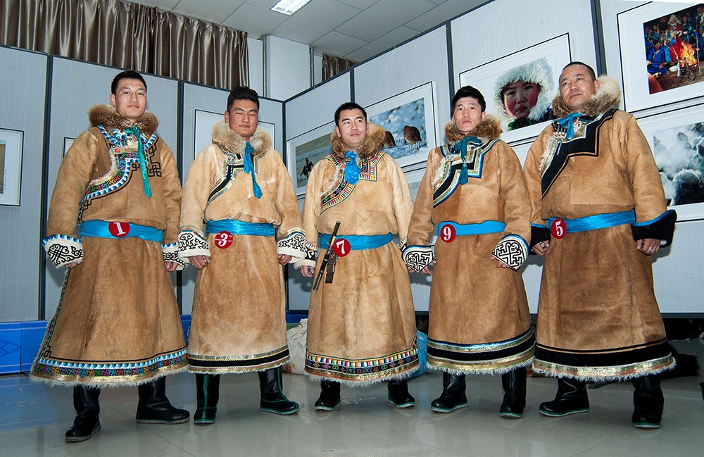 蒙古族服饰摄影