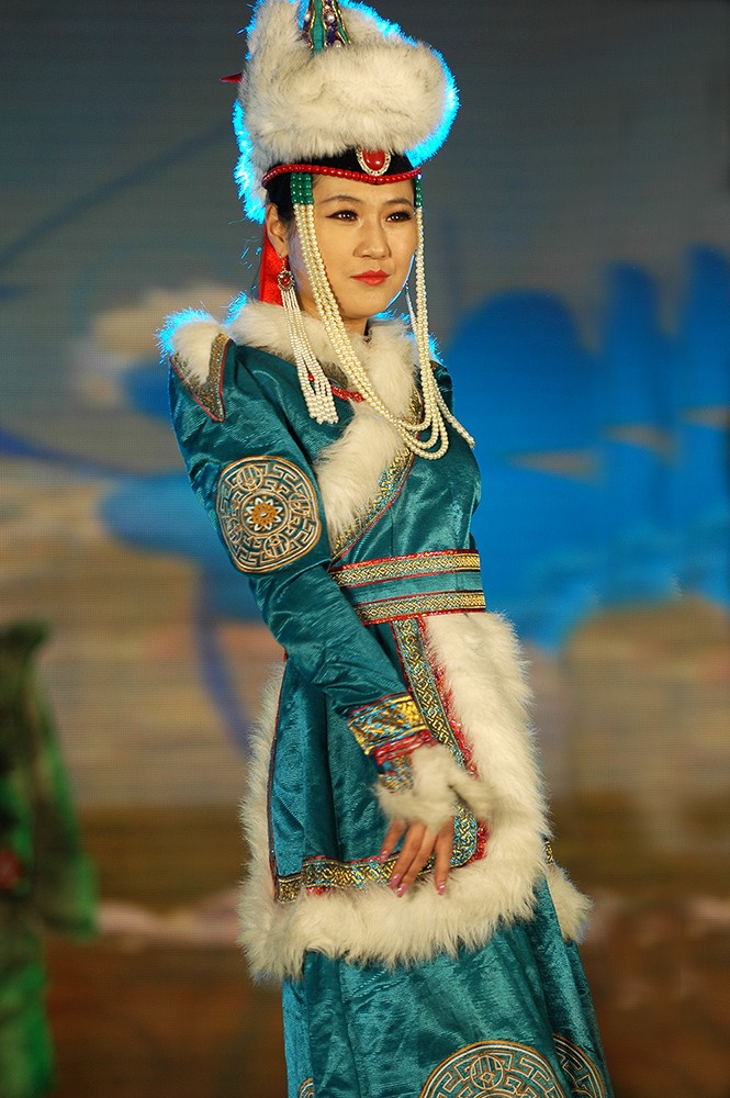 蒙古族服饰摄影